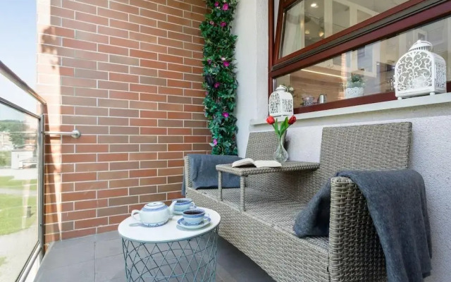 Bently Apartments Retreat by the River