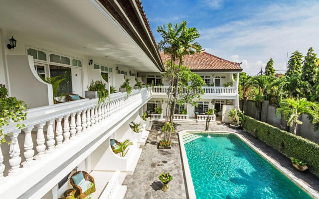 Akaya Bali