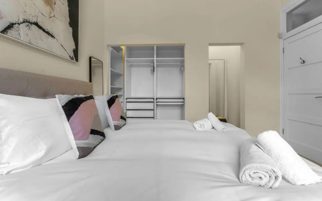 Stylish Elegance in City s Heart