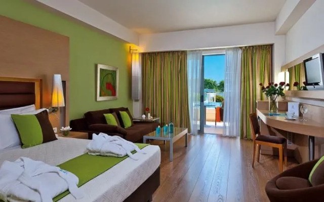 Minoa Palace Resort - Imperial Beach Wing