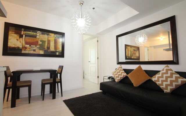 SIGLO SUITES @ The Azure Urban Resort Residences