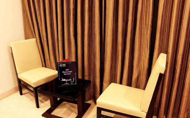 Hotel Aston International