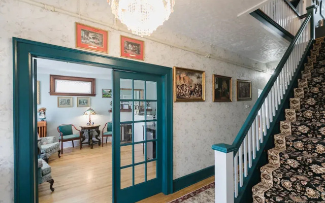 Prince Street Suites
