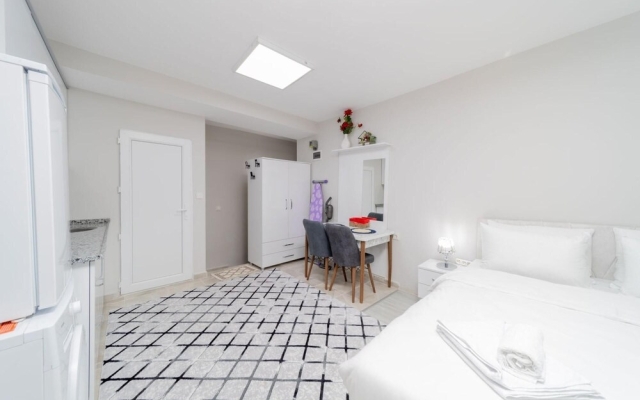 Furnished Tiny Studio Flat in Muratpasa Antalya