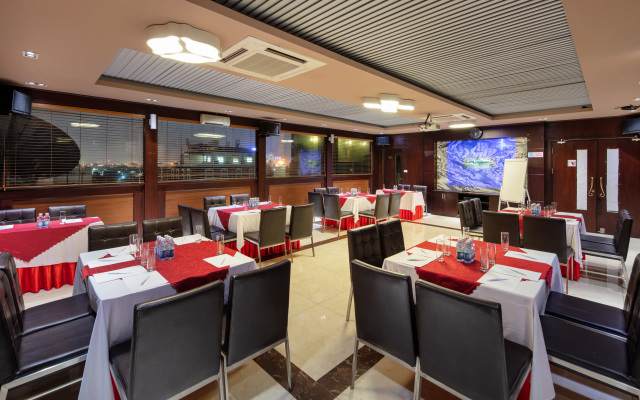 Skylark Hotel