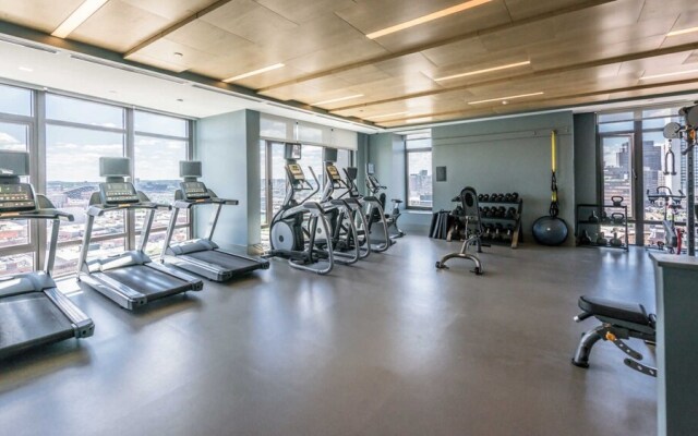 Global Luxury Suites at Seaport