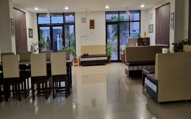 Hotel 24 Carrat