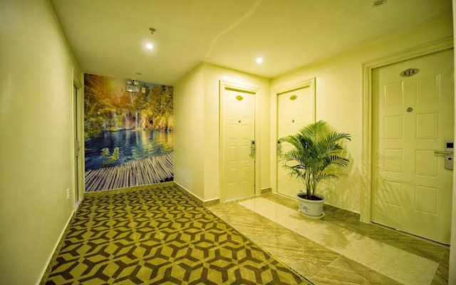 3MG Lakeside Hotel