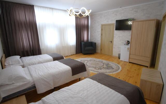 Хабиб и сын