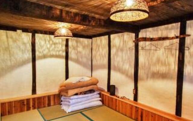 Shikoku Guesthouse Osakanakunchi