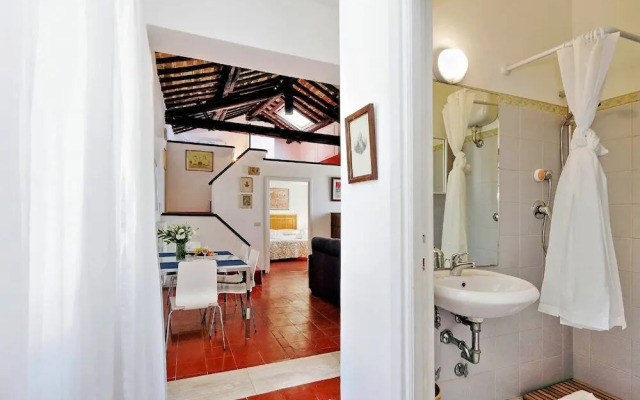 Piazza Navona Contemporary Luxury Terrace - HOV 51584