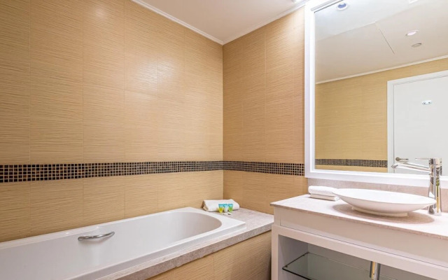 IBN Residence 2 by LUX Holiday Home