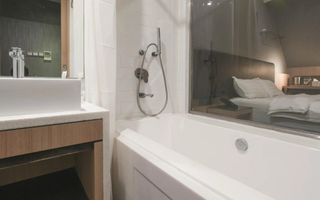 Amrise Hotel Kitchener