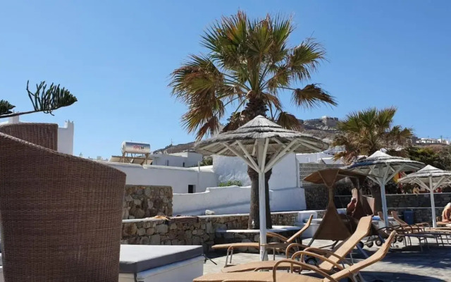 Yiannaki Hotel