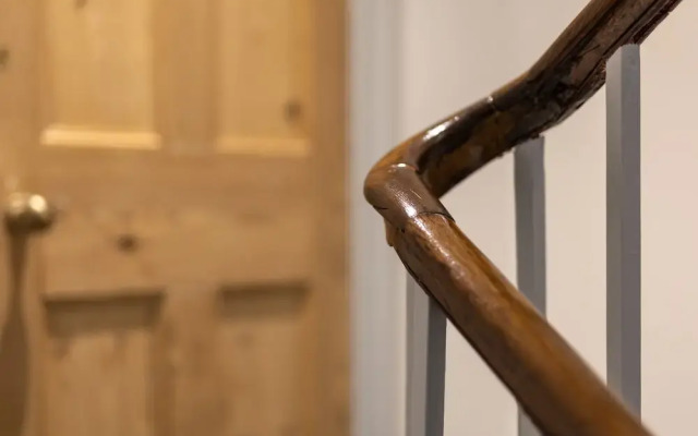 Windermere House - Sea Views Close to Harbour