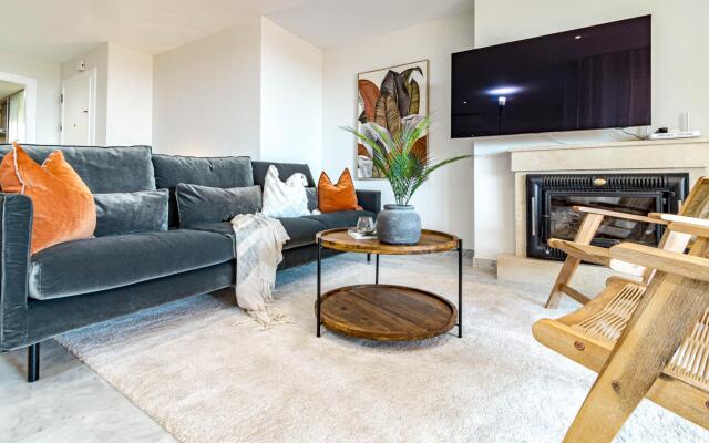 SAA3- Spacious apartment close to beach