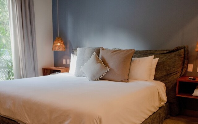 2 Bedroom Luxury Suite 110