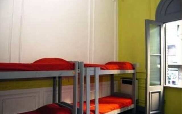 Giramondo Hostel & Bar
