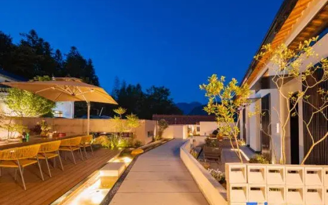 Floral Hotel·Jiuhua Mountain Zhongze Courtyard Hotel