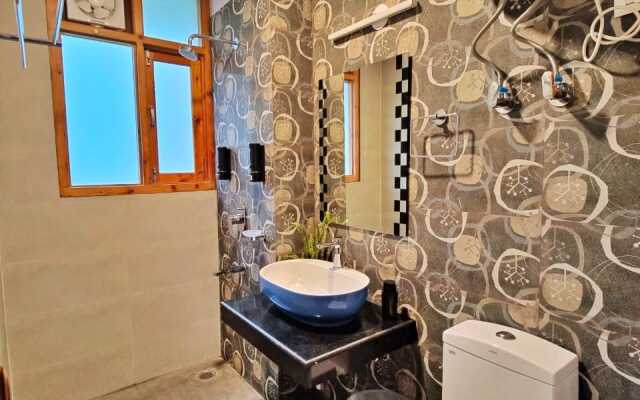 Cottage Palzey Manali