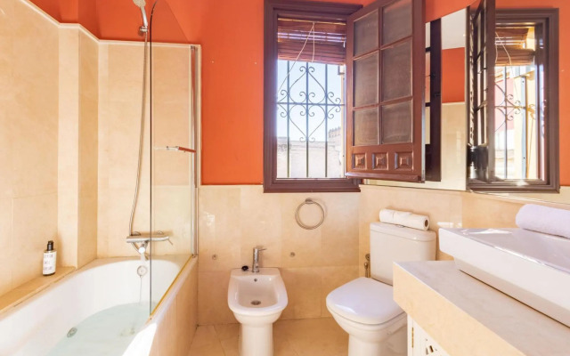 Alianza Giralda Sky view by Valcambre