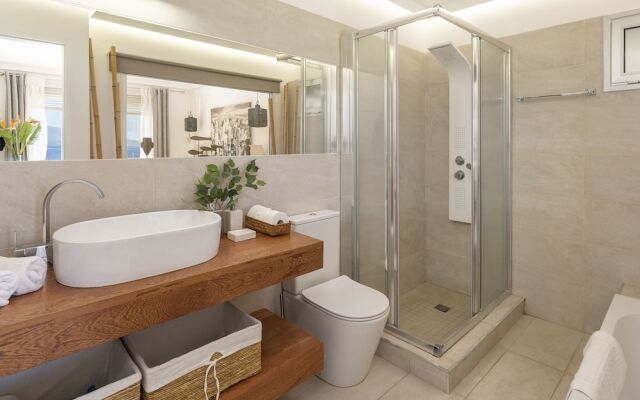 HomeLike Stunning Atlantic Views Apartment