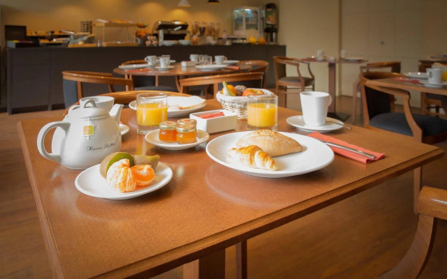 Hôtel Montbriand Antony