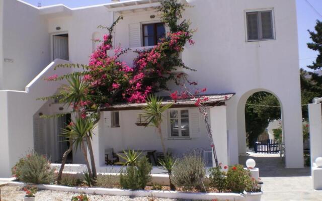 Paros Rita Studios