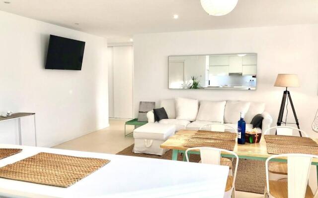 The Cliffs Vicedo - The Harbour