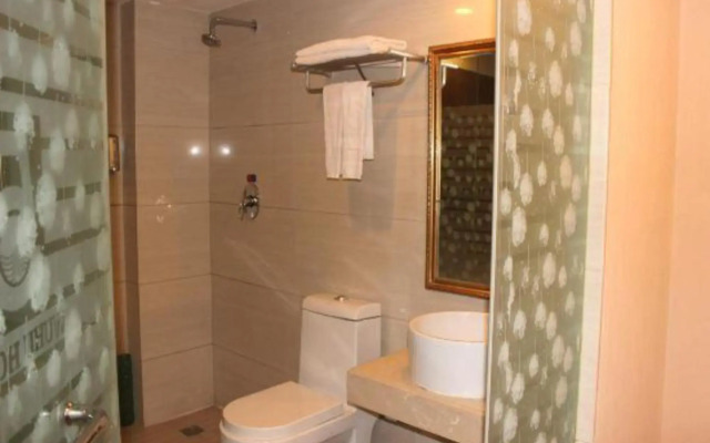 Wuhu Business Hotel