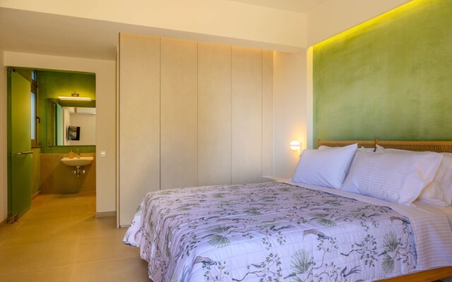 Roots Suites in Crete