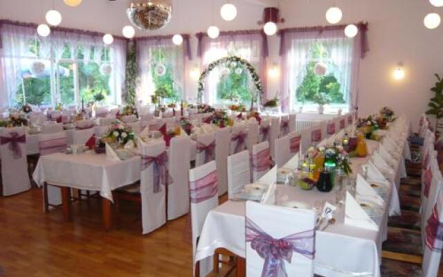 Hotel & Restauracja Wodnik