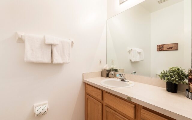 Lake Berkley Resort 967