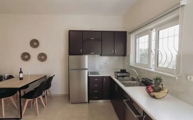 Ibis Apartments