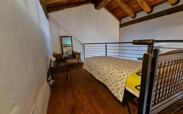 Agriturismo 6 appartamenti 25 posti letto