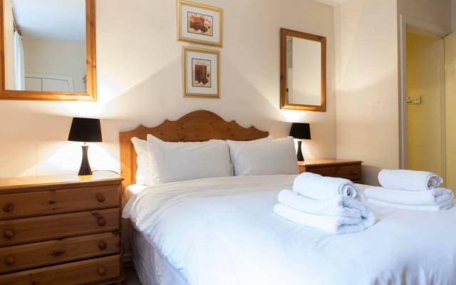 1 Bedroom Flat In City Centre