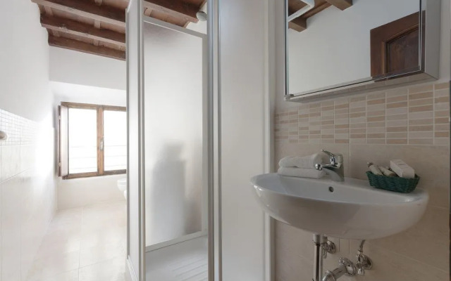 Ponte Vecchio Suite by Home Sharing