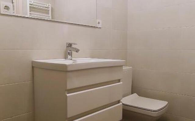 90 Titsian Tabidze Street