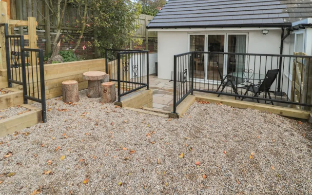 The Hideaway at Hollyoak