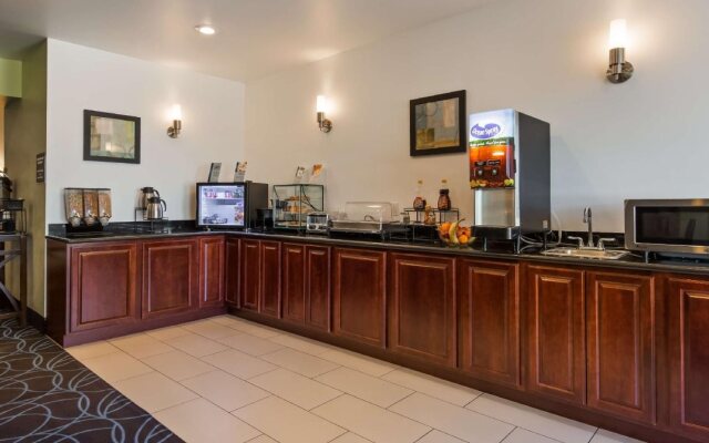 Best Western Plus Covered Bridge Inn