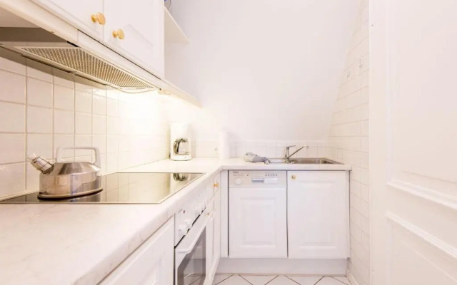 Whg_ 4_ Nuur Hiir Hues