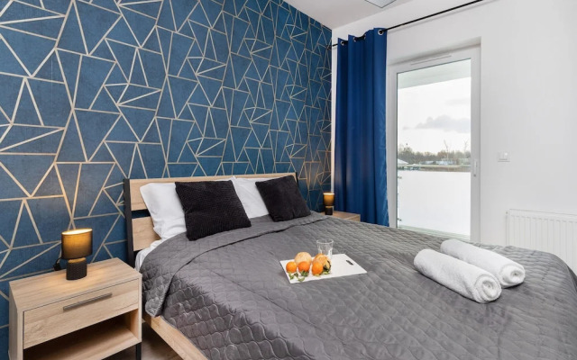 Ostoya Pucka Apartment by Renters