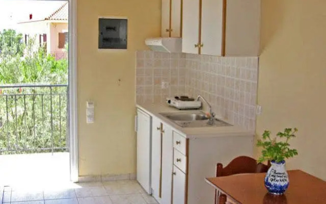 Pythos Studios and Apartments