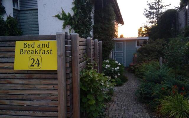 Bed and Breakfast 24