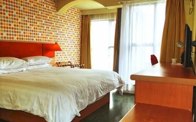 Homeinn · neo (Taicang Xinhua West Road)
