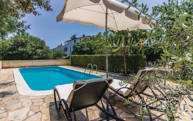 Stunning Home in Liznjan With Wifi and 3 Bedrooms