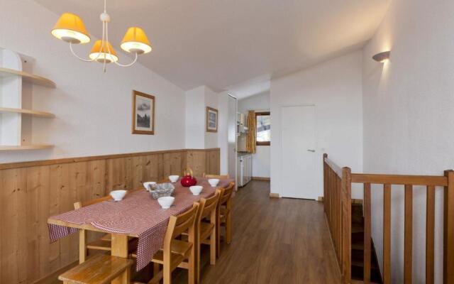 Appartement La Tania, 4 pièces, 9 personnes - FR-1-513-8