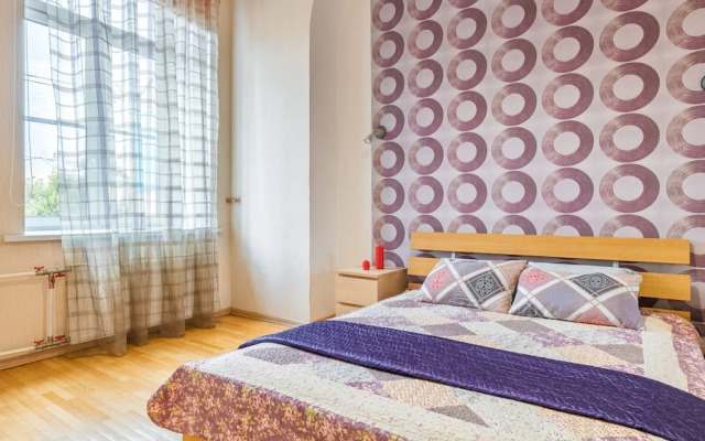 Апартаменты «Spb2day на Литейном 18»