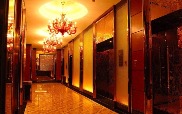 Hohhot Pinnacle Hotel