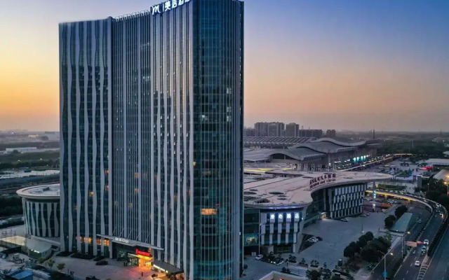Mercure Jinan West Railway Station